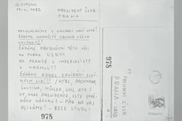 „Vážený soudruhu prezidente.“ Historik zkoumá příběhy skrz normalizační dopisy Hradu