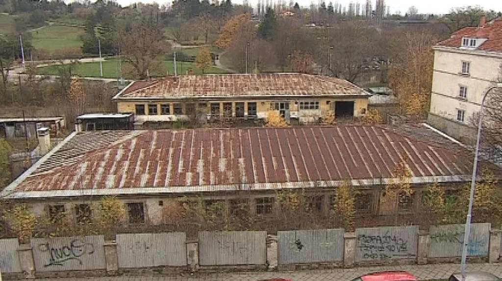 Bývalý vojenský areál na náměstí Míru v Brně