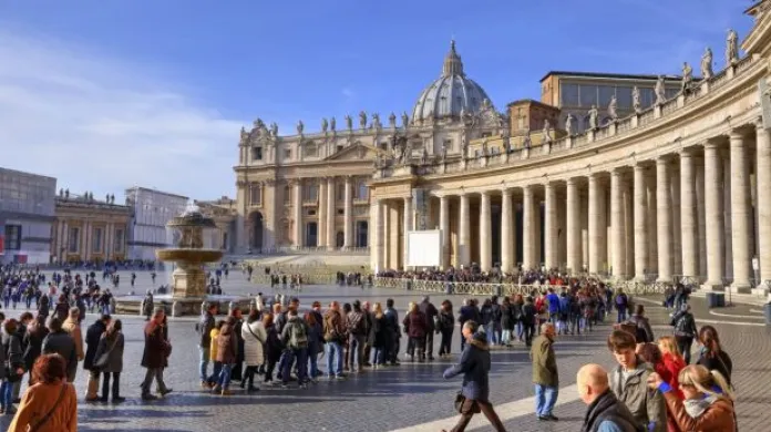 Ve Vatikánu se otevírá výstava fotografií dvou svatořečených papežů