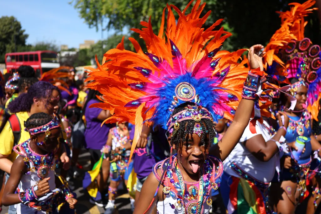 Karneval v londýnské čtvrti Notting Hill