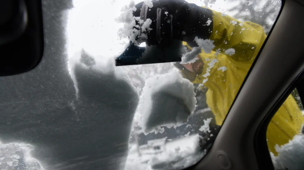 Španělští řidiči mají potíže s přívaly sněhu