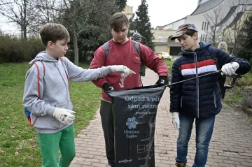 Dobrovolníci vyráží uklidit Česko. Připojit se může každý