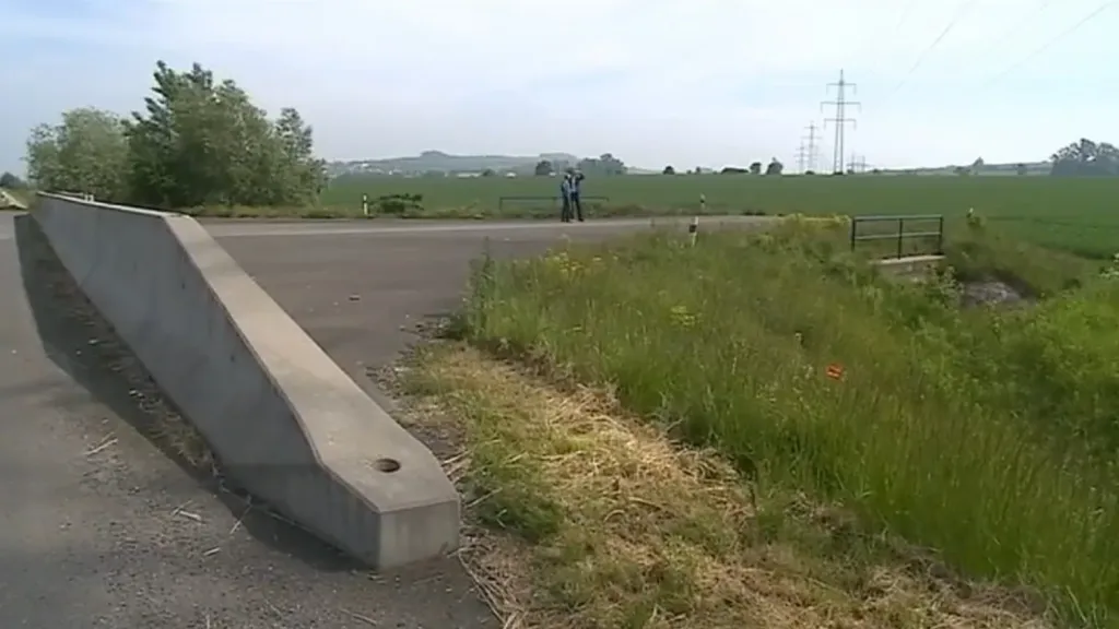 Cesta končí v poli