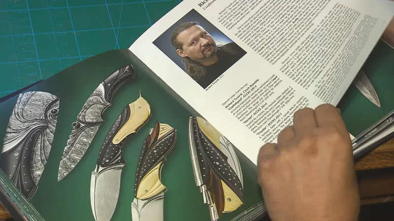 Umělecký nožíř Richard Tesařík