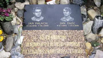 Pomník Jana Palacha a Jana Zajíce