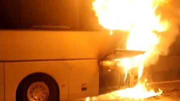V Rakousku shořel český autobus