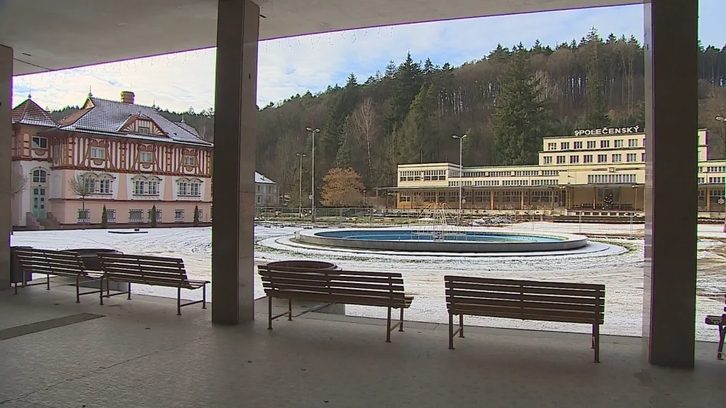 Areál s nejznámějšími lázeňskými domy a léčivými prameny je největším lákadlem Luhačovic