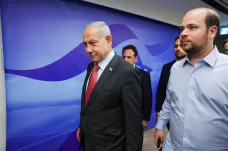 Netanjahu ohlásil změnu ve sporné justiční reformě, opozice ji stále odmítá