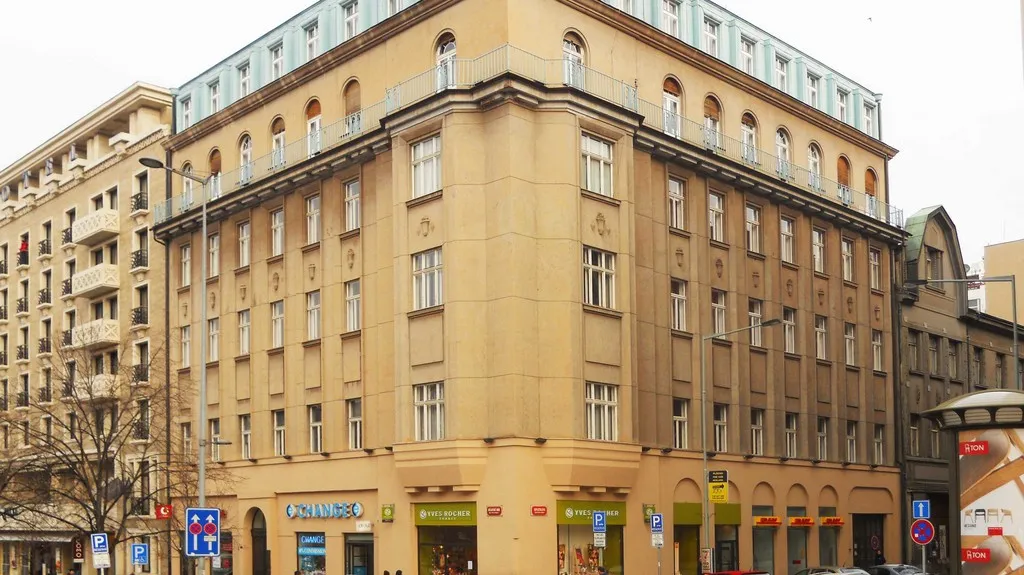 Dům na rohu Václavského náměstí a Opletalovy ulice