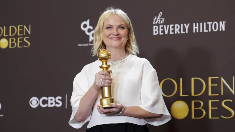 Amy Poehlerová obdržela historicky první Zlatý glóbus za podcast