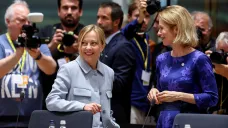 Italská premiérka Giorgia Meloniová a šéfka unijní diplomacie Kaja Kallasová na summitu EU v Bruselu