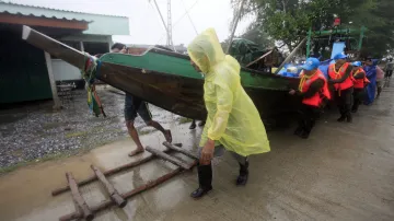 Bouře Pabuk zasáhla thajské pobřeží