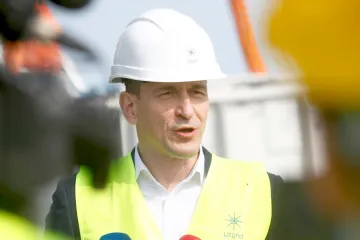 Litva oznámila, že přestala odebírat ruský plyn. Čína chce s Moskvou obchodovat