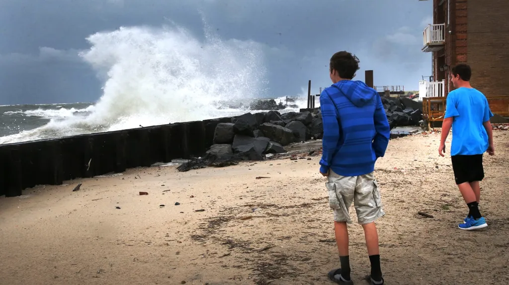 Bouře Hermine na východním pobřeží USA