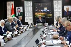 Premiér Palestinské autonomie rezignoval. Cílem je smír mezi Fatahem a Hamásem, míní Borek