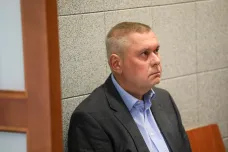 Brněnský politik Bradáč u soudu popřel braní úplatků v bytové kauze