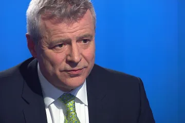 Bývalý velvyslanec Kolář: Putinovi jde o co nejvyšší účast. Masové vítězství potvrdí, že je vůdce milován