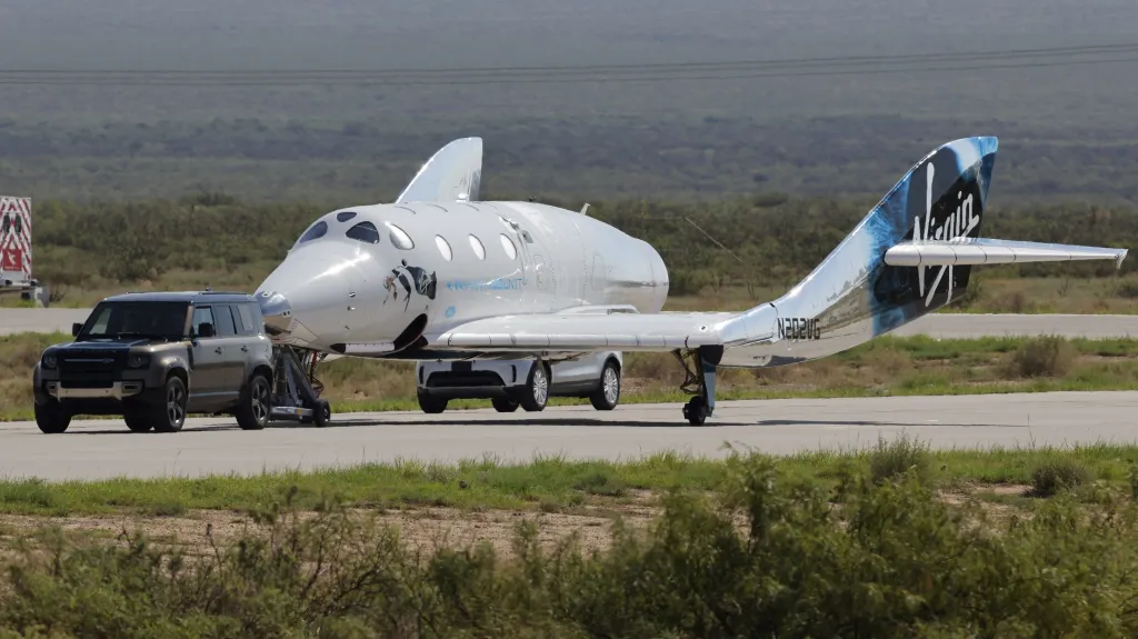 Virgin Space Ship Unity (VSS Unity) patří společnosti Richarda Bransona Virgin Galactic