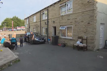 Tisícům Čechů v Británii hrozí, že nedostanou status usedlíka. Chybí jim platné doklady 