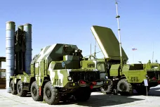 Slovensko darovalo Ukrajině raketový systém S-300, další vojenské vybavení pošle Londýn