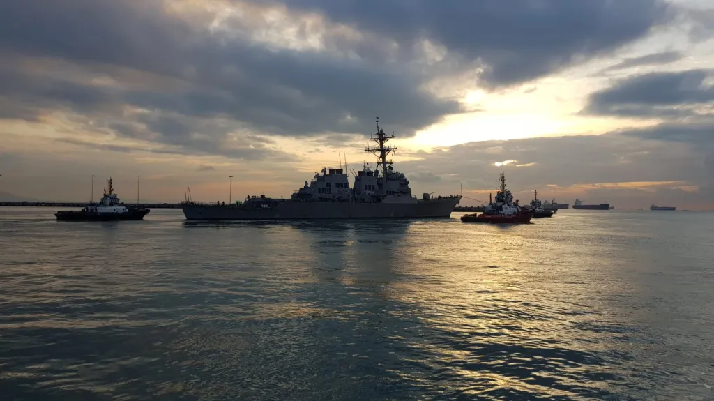 Torpédoborec USS John S. McCain