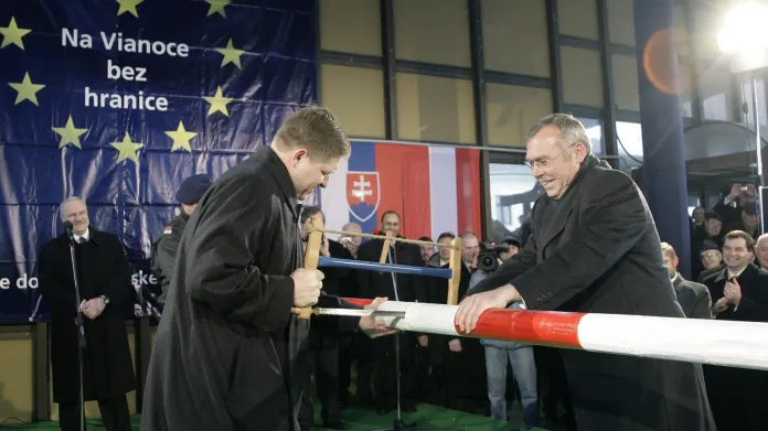 Slovenský premiér Robert Fico se svým rakouským protějškem Alfredem Gusenbauerem