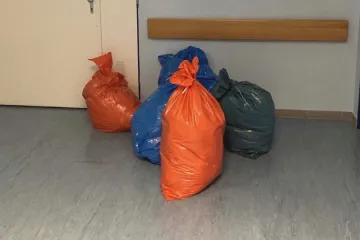 Pardubická nemocnice se potýká s nepořádkem. Úklidová firma odkazuje na výpadek subdodavatele