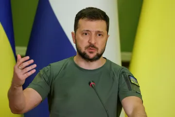 Zelenskyj letí do Spojených států. Biden ohlásí další pomoc Kyjevu, včetně systému Patriot