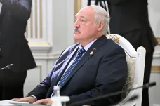 Rusko i Ukrajina jsou v patové situaci, měly by jednat o ukončení konfliktu, řekl Lukašenko