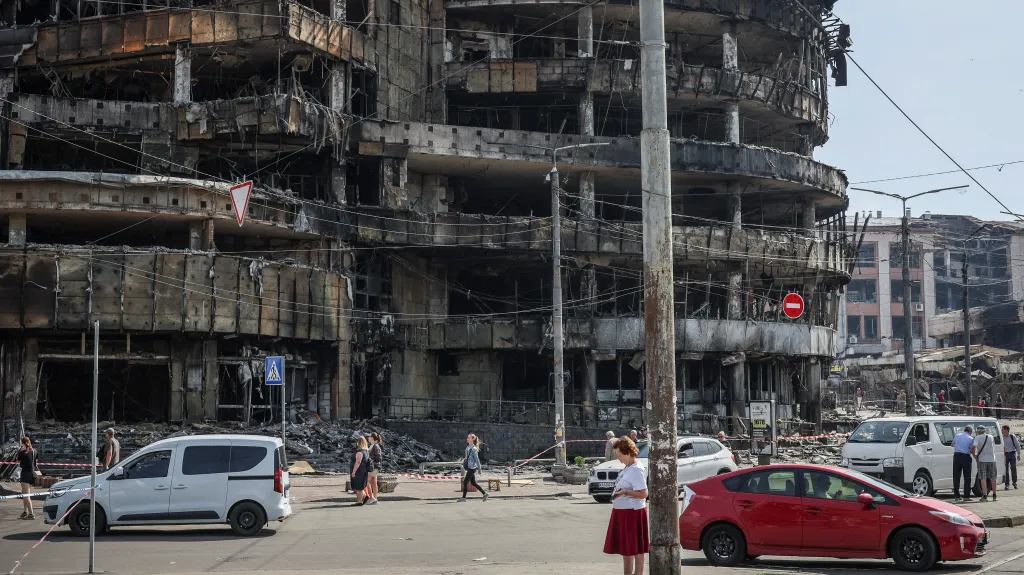 Nákupní centrum v Kyjevě zničené masivním ruským útokem z 24. května 2026 (foto z 25. května 2026)