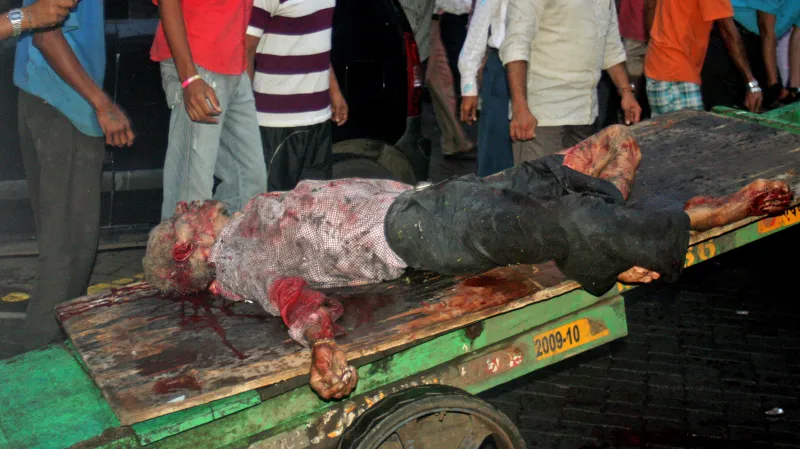 Oběť teroristického útoku v Bombaji