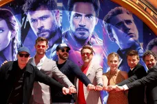 Masivní nástup komiksových Avengers v kinech lámal rekordy. Historický žebříček mění i v Česku