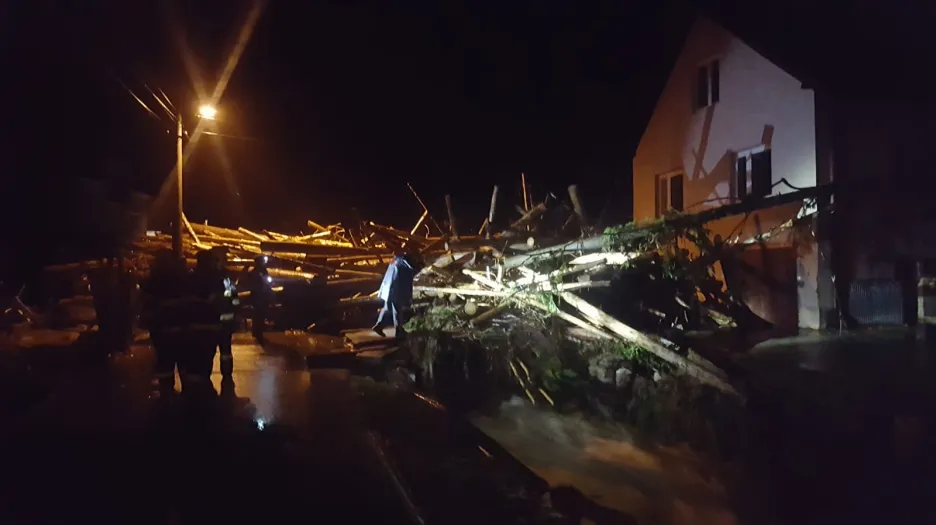 Bouřky v Olomouckém kraji poškodily i několik domů