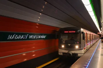 Některé stanice bylo složité namluvit, vzpomínaly „hlasy“ z pražského metra