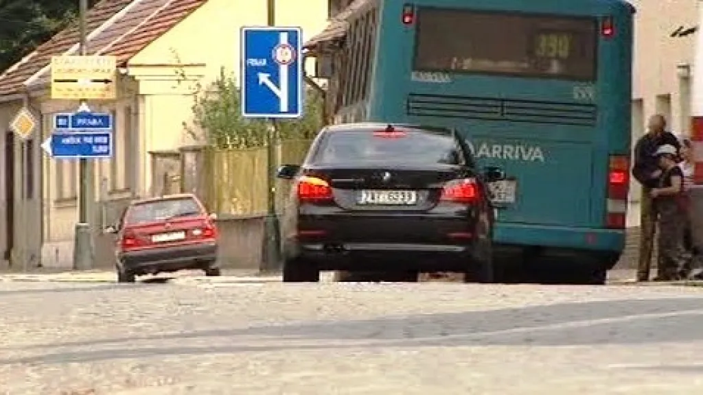 Silnice v Davli