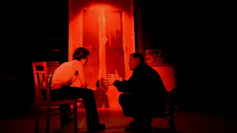 Červená / Martin Kraus, Miroslav Etzler