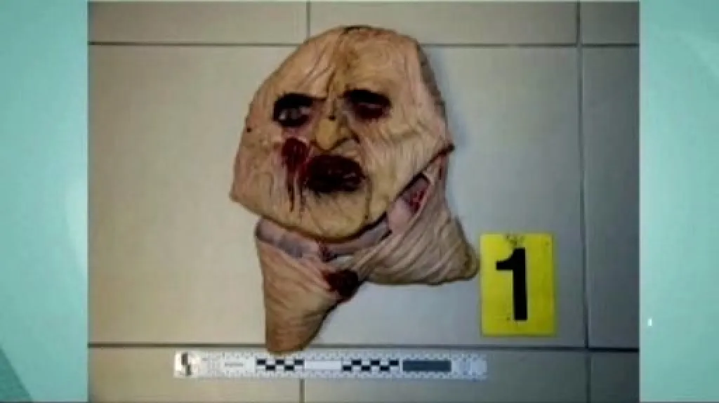 Hororová maska útočníka