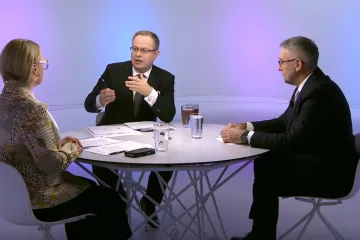 Ukrajinský velvyslanec do Česka je vybraný, řekl Perebyjnis. Podle Černochové nemá armáda mnoho materiálu pro další pomoc