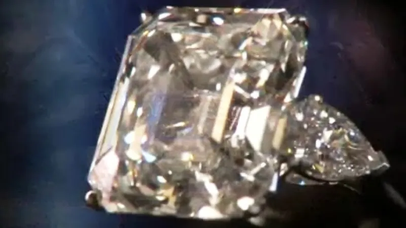 Dvaatřicetikarátový diamant Annenberg