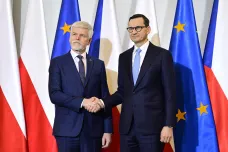 Pavel se v Polsku setkal s premiérem Morawieckým. Navštívil i Rzeszów, odkud proudí pomoc na Ukrajinu