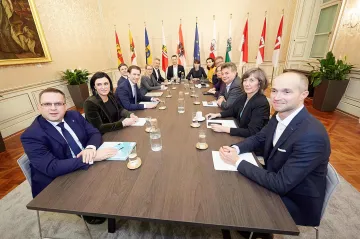  Šéf rakouských lidovců Kurz potvrdil vládní koalici se Zelenými