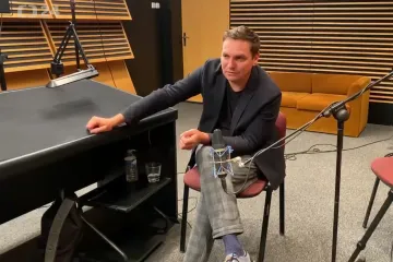 Fiala bude uzavřenější, selfíčka z dovolené skončí, říká v podcastu Background ČT24 komentátor Dolejší