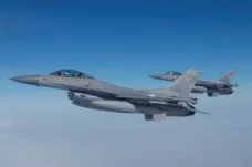 Turecko se dočkalo a může koupit americké stíhačky F-16. Řecku USA hodlají prodat F-35