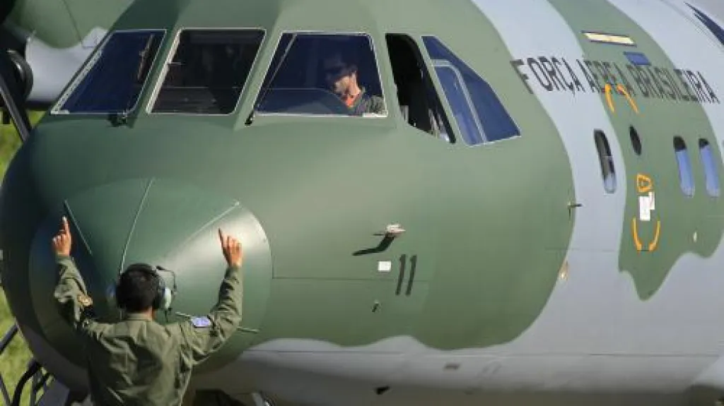 Pátrání po troskách Airbusu
