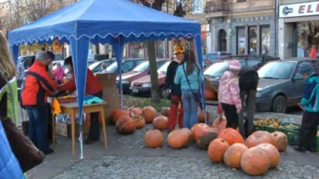 Dlabání dýní v Broumově