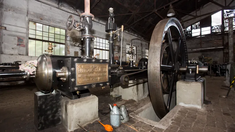 Plně funkční parní stroj z roku 1893 v dole Michal