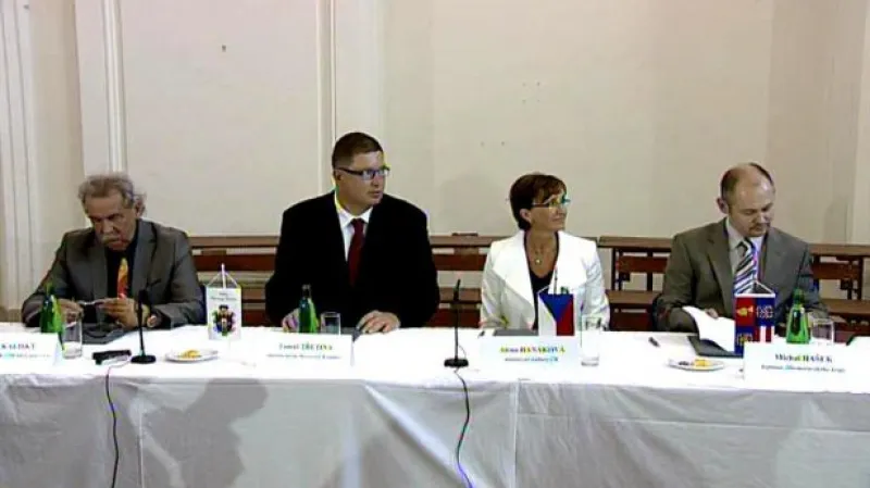 Memorandum o obnově zámku v M. Krumlově