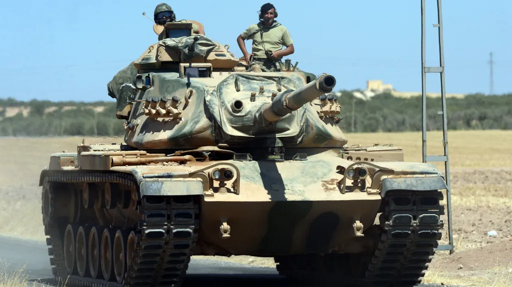 Turecká armáda v operaci Štít Eufratu