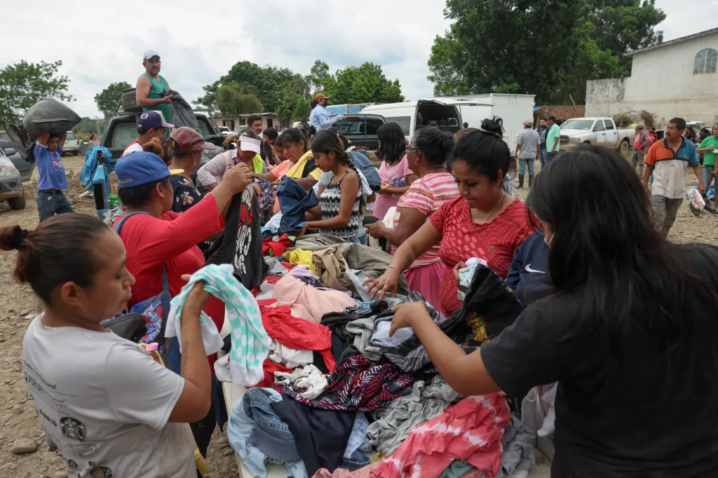 Podle prezidentky Sheinbaumové bude vládní pomoc poskytnuta ve dvou fázích. Prvně bude proveden úklid a likvidace škod a poté bude poskytnuta podpora v závislosti na škodách. Součástí pomoci bude oprava silnic a odvodnění