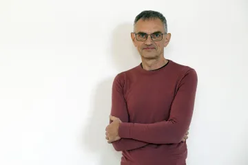 Český vědec objevil neznámou formu magnetismu. Popsal ji v prestižním Nature